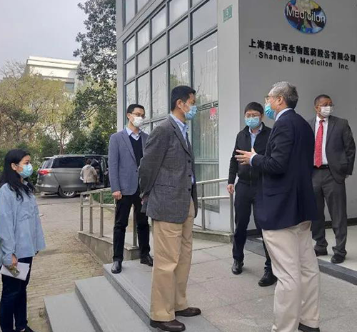 上海市委常委、副市长吴清一行调研上海不朽情缘mg官网生物医药股份有限公司张江园区